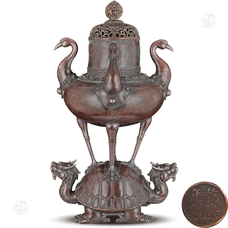 龟鹤延年铜熏香炉