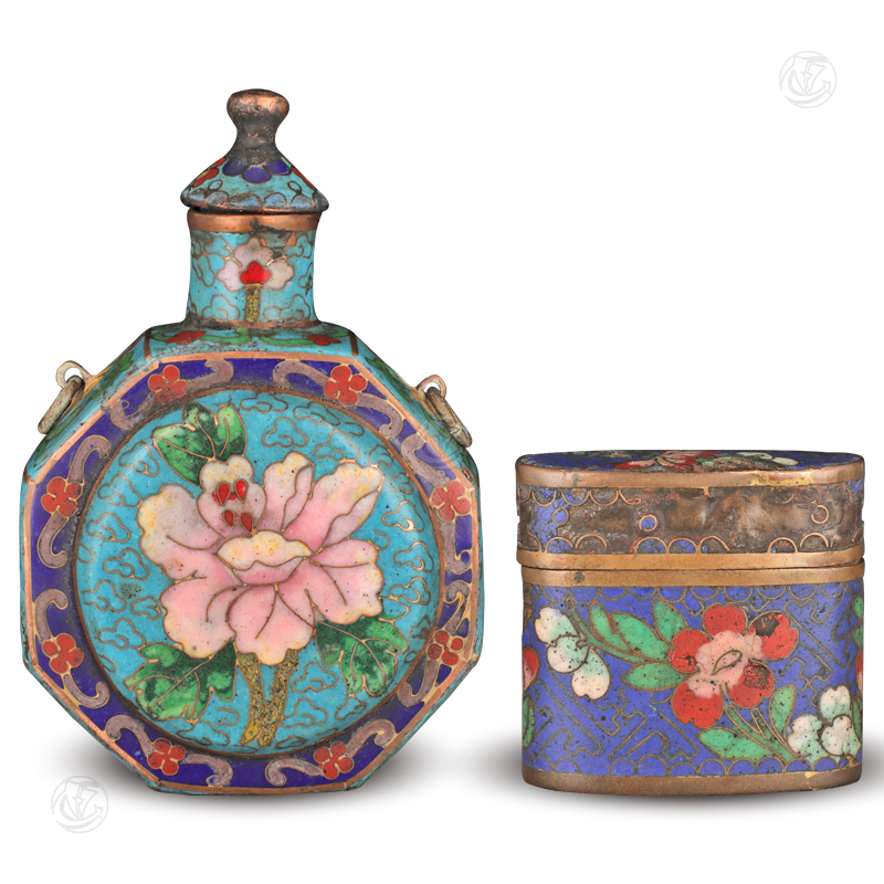 清代铜胎掐丝珐琅八方小壶一组