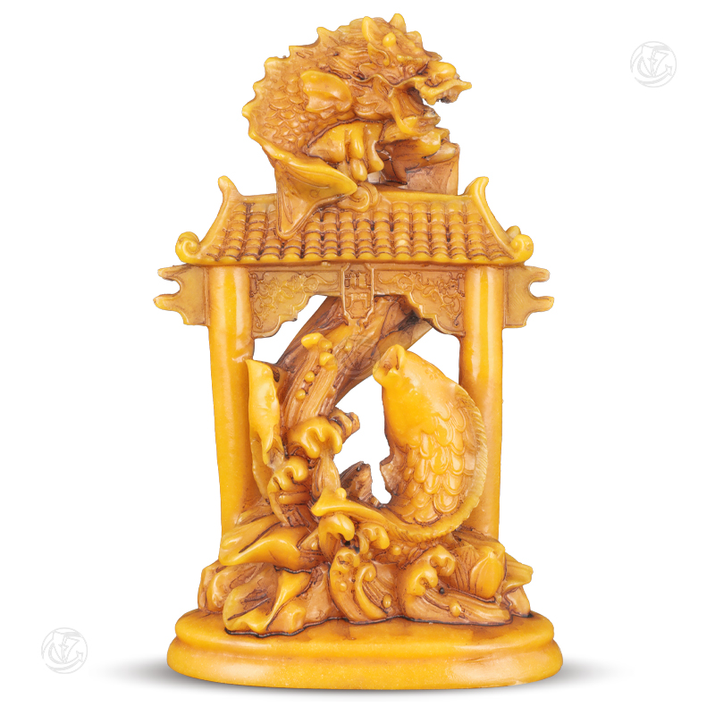 清 鲤鱼跃龙门田黄摆件